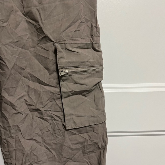 Faded Rose Cargo Pants ( Small) - Picture 4 of 9